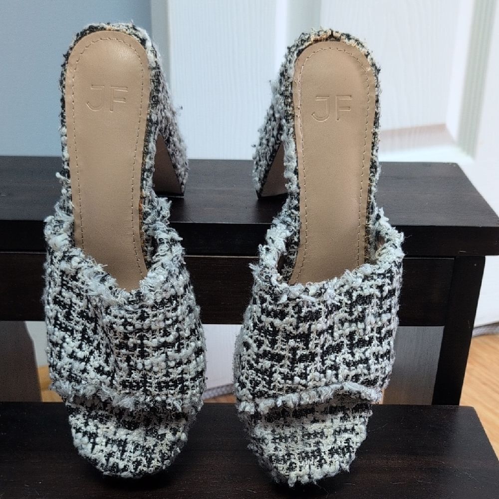 JF London Heather Throwback Black & White Tweed Houndstooth Heeled Mule Size 8.5 - Picture 2 of 8